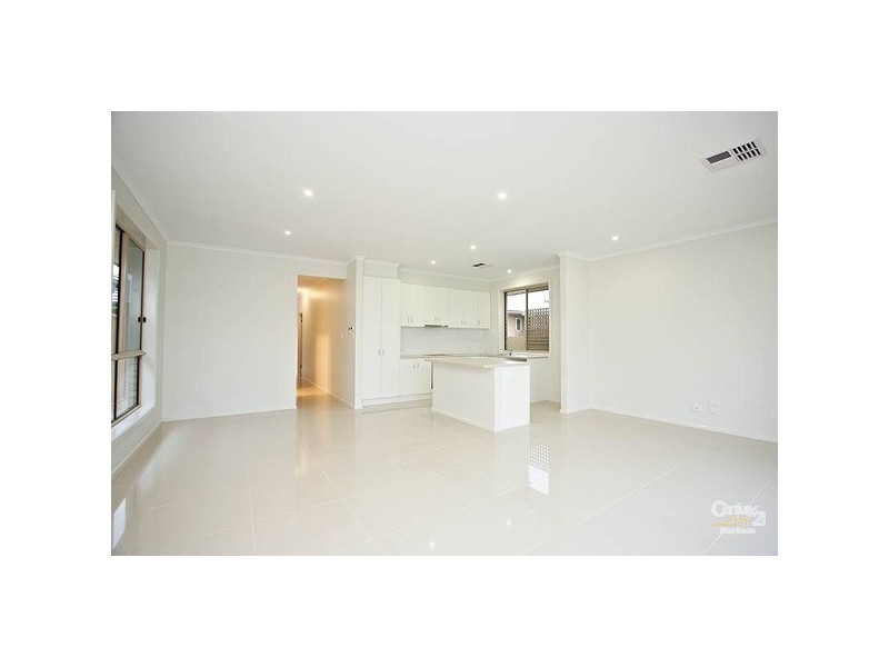 68 & 68A English Ave, Clovelly Park SA 5042