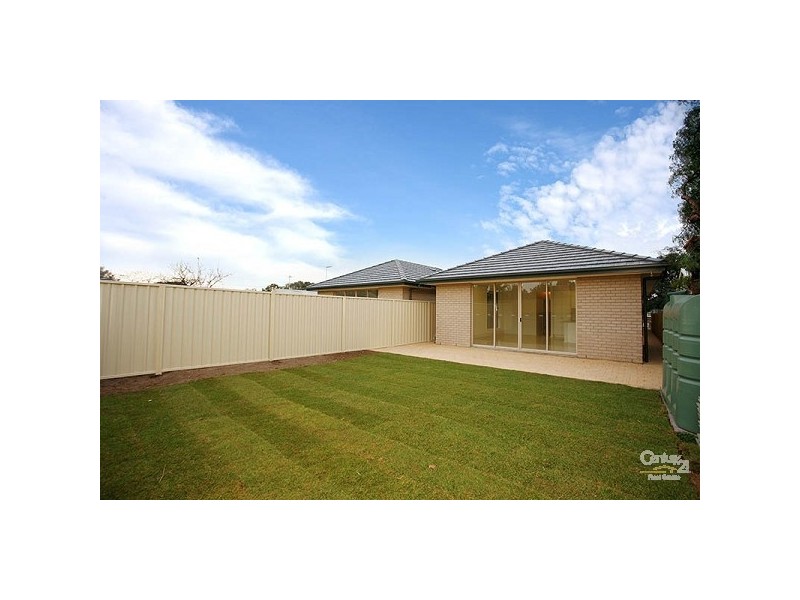 68 & 68A English Ave, Clovelly Park SA 5042