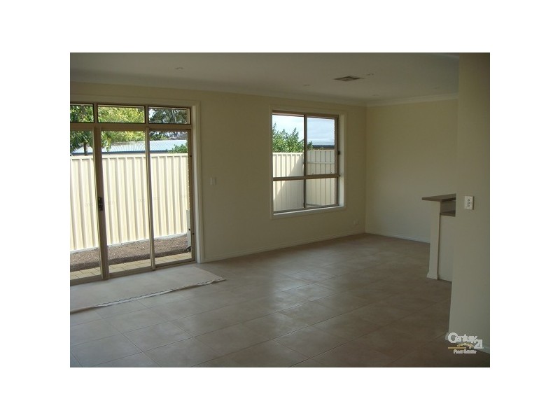 19A Parkmore Ave, Sturt SA 5047