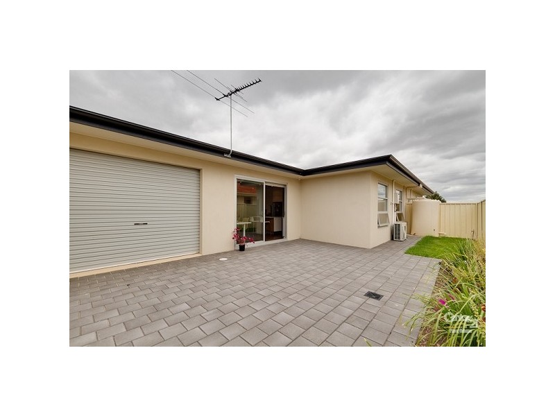 24 Beaumont Street, Clovelly Park SA 5042