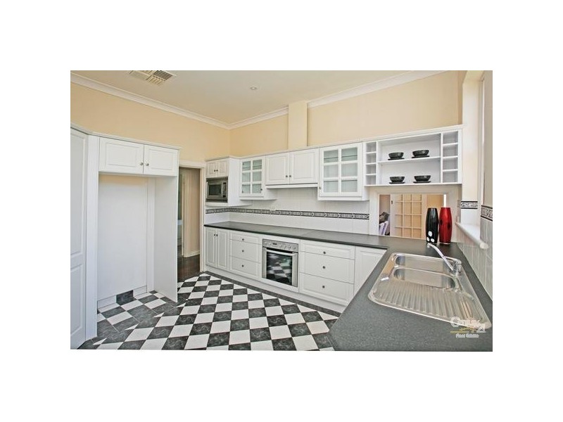 42 Cross Road, Myrtle Bank SA 5064