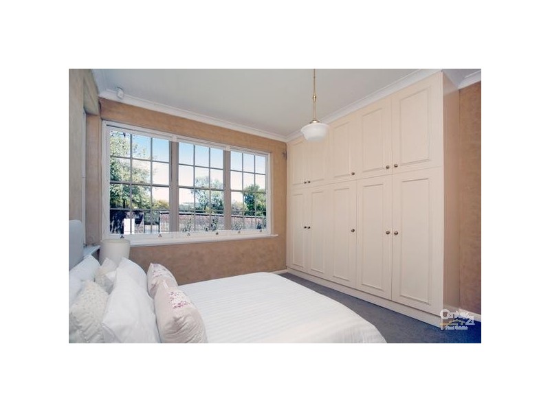 42 Cross Road, Myrtle Bank SA 5064