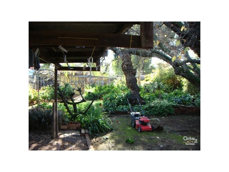 2 Hulbert Street, Hove SA 5048