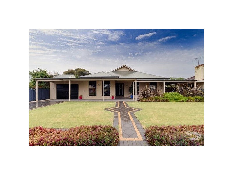 24 McLaughlin Ave, Warradale SA 5046