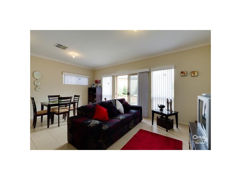 12 Shinnick Street, Dover Gardens SA 5048