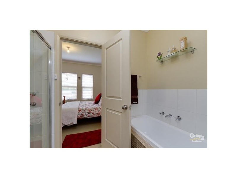 12 Shinnick Street, Dover Gardens SA 5048