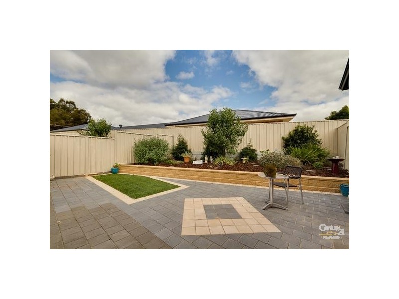 12 Shinnick Street, Dover Gardens SA 5048