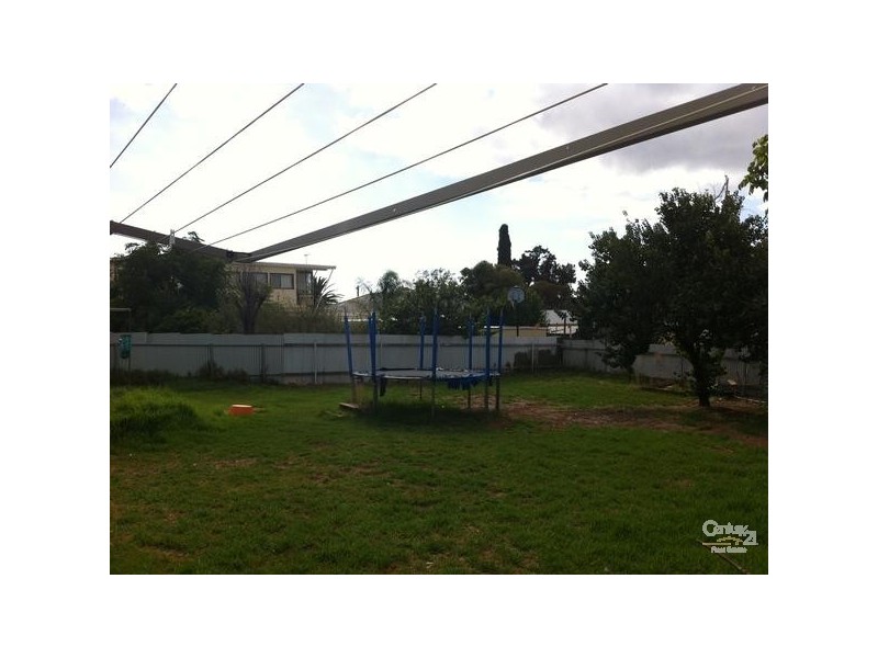 15 Mckay Street, Dover Gardens SA 5048