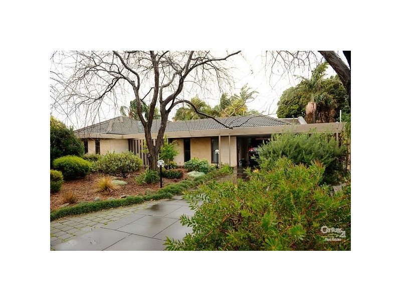 33 Somerset Ave, Fulham Gardens SA 5024