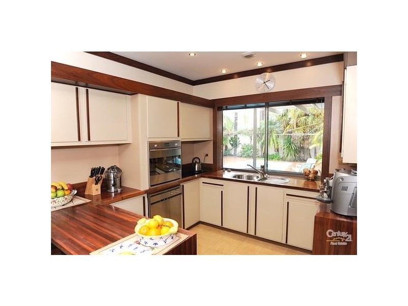 33 Somerset Ave, Fulham Gardens SA 5024