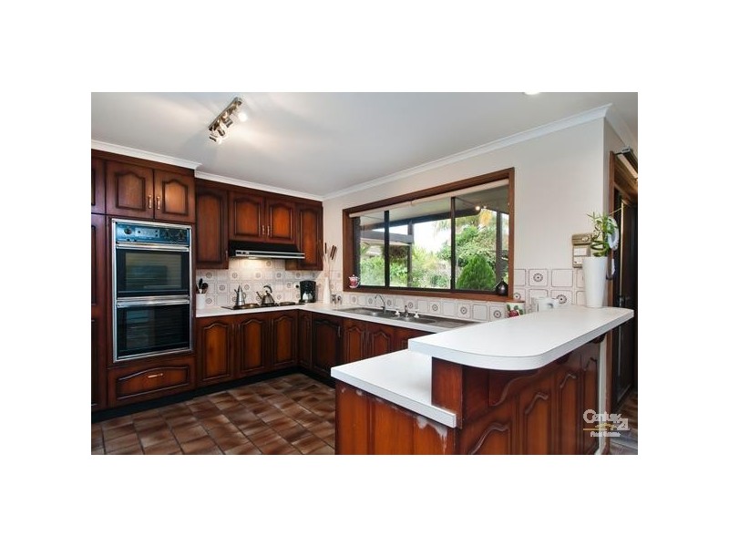 13 Kareda Drive, Campbelltown SA 5074