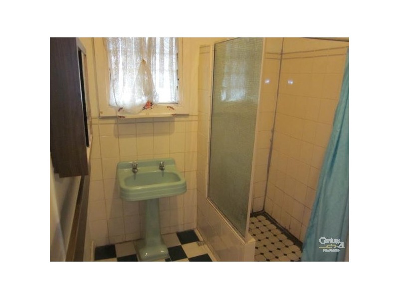 13 Seaforth Ave, Dover Gardens SA 5048