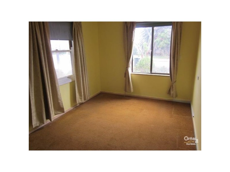 13 Seaforth Ave, Dover Gardens SA 5048
