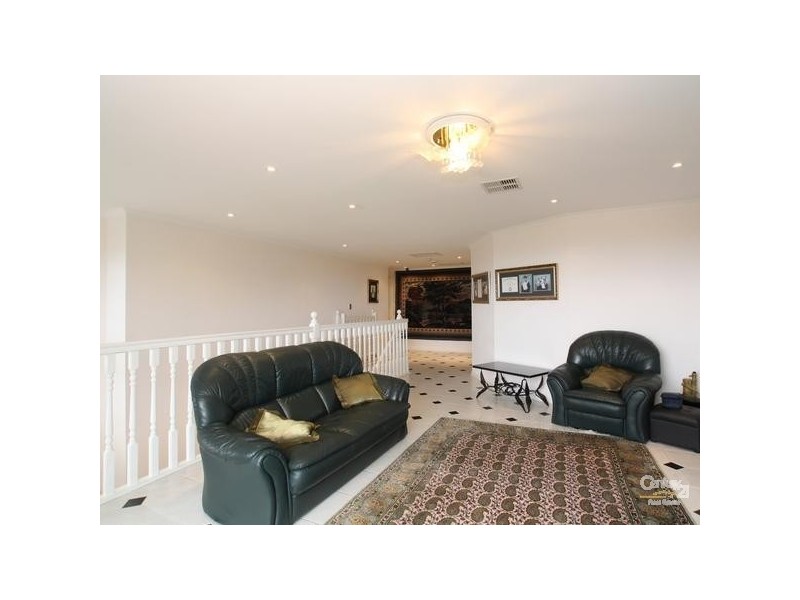 6 Gamma Crescent, Panorama SA 5041