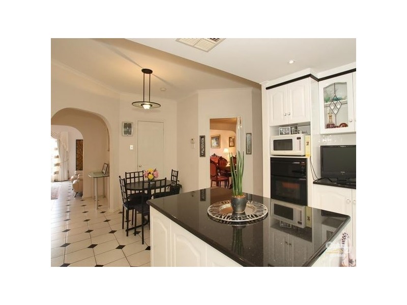 6 Gamma Crescent, Panorama SA 5041