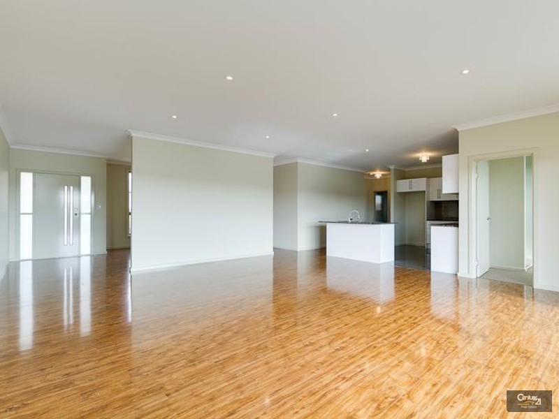 2 Mariner Drive, Sheidow Park SA 5158