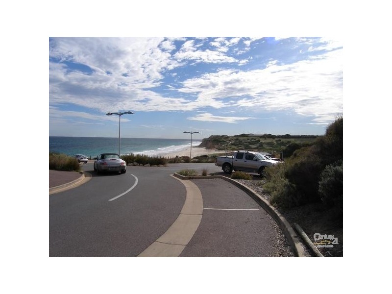 3 Alfred Place, Port Willunga SA 5173