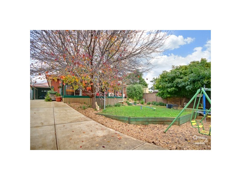 27 Seacombe Road, Sturt SA 5047