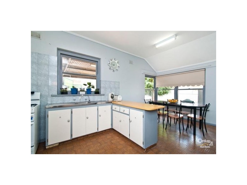 182 Seacombe Road, Seaview Downs SA 5049