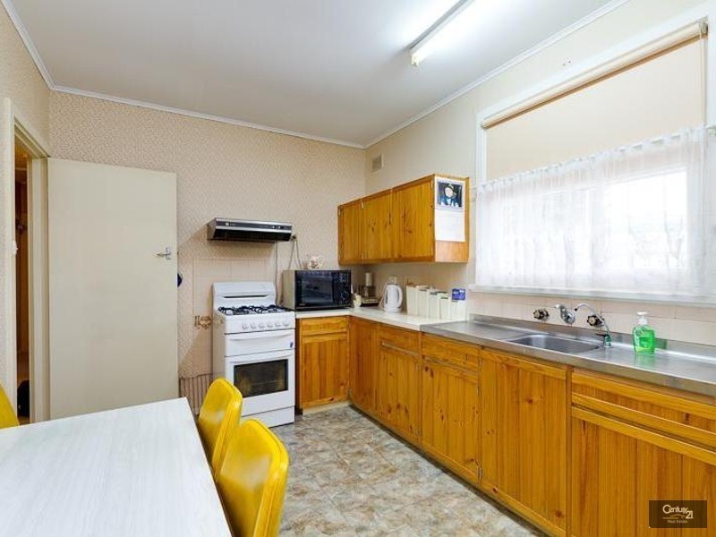 20 Brodie Cres, Christies Beach SA 5165