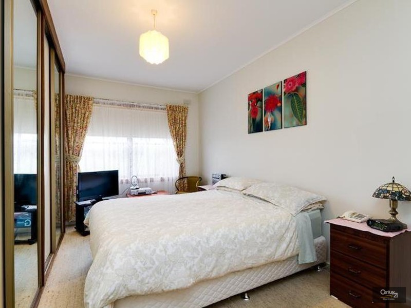 20 Brodie Cres, Christies Beach SA 5165