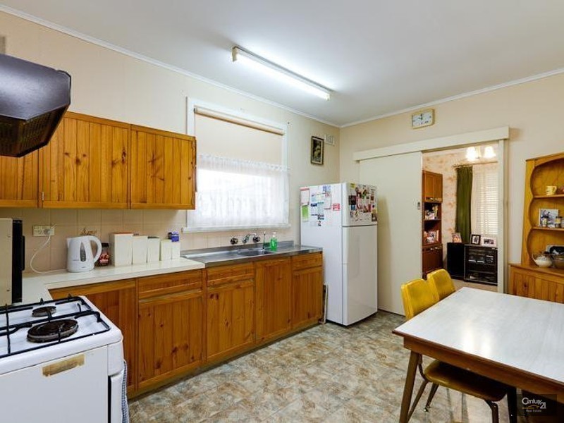 20 Brodie Cres, Christies Beach SA 5165