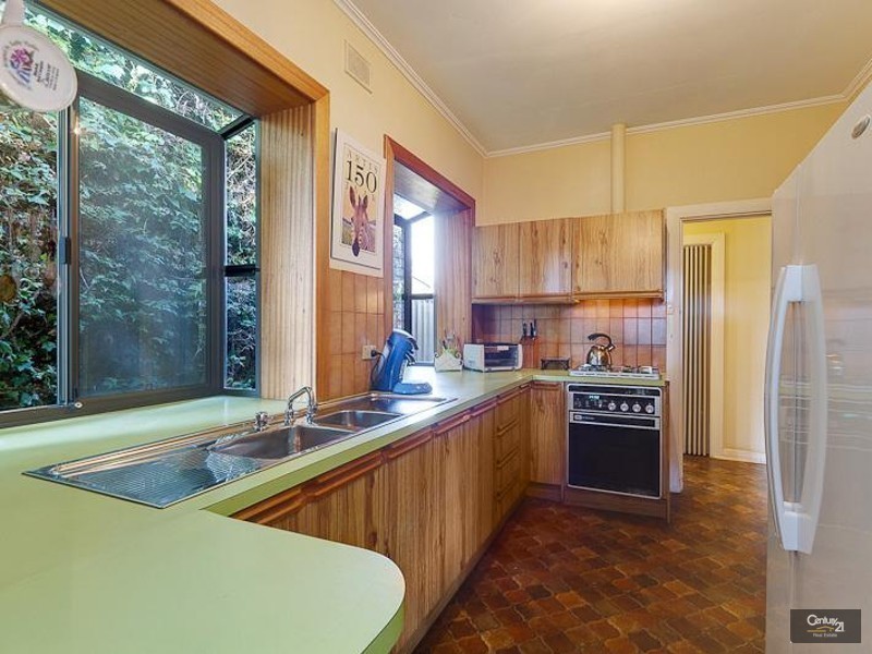 7 Hulbert Street, Hove SA 5048