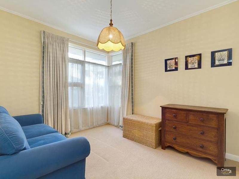 7 Hulbert Street, Hove SA 5048
