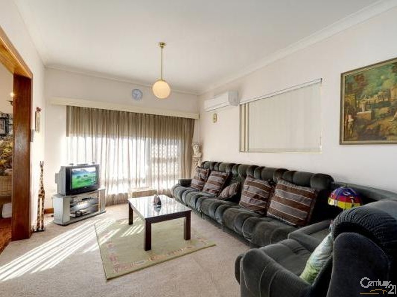 28 Ayton Ave, Fulham SA 5024