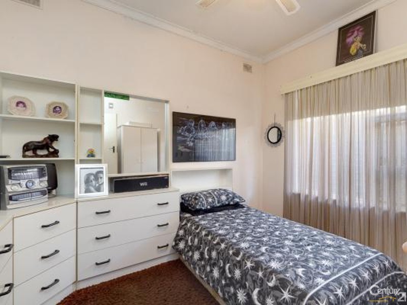 28 Ayton Ave, Fulham SA 5024