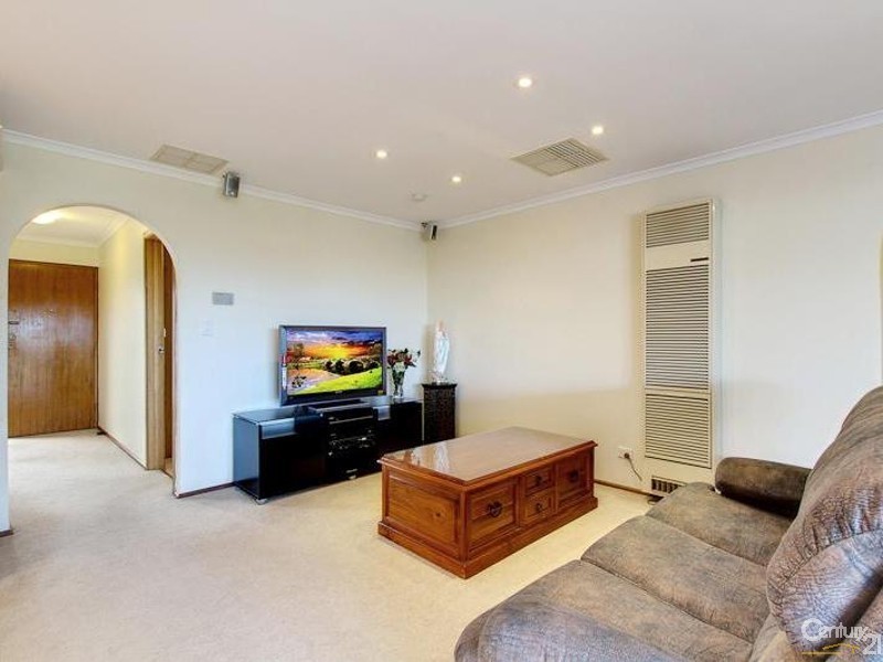 12 Grange Walk, Morphett Vale SA 5162