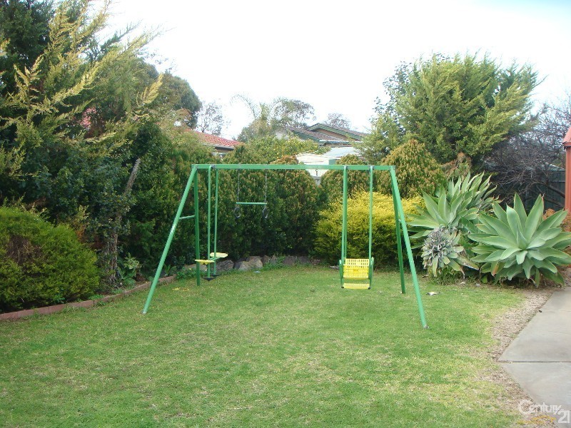 3  Resolute Crescent, Hallett Cove SA 5158