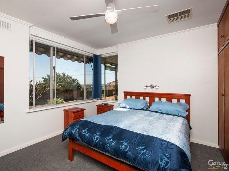 20 Hyland Avenue, Darlington SA 5047