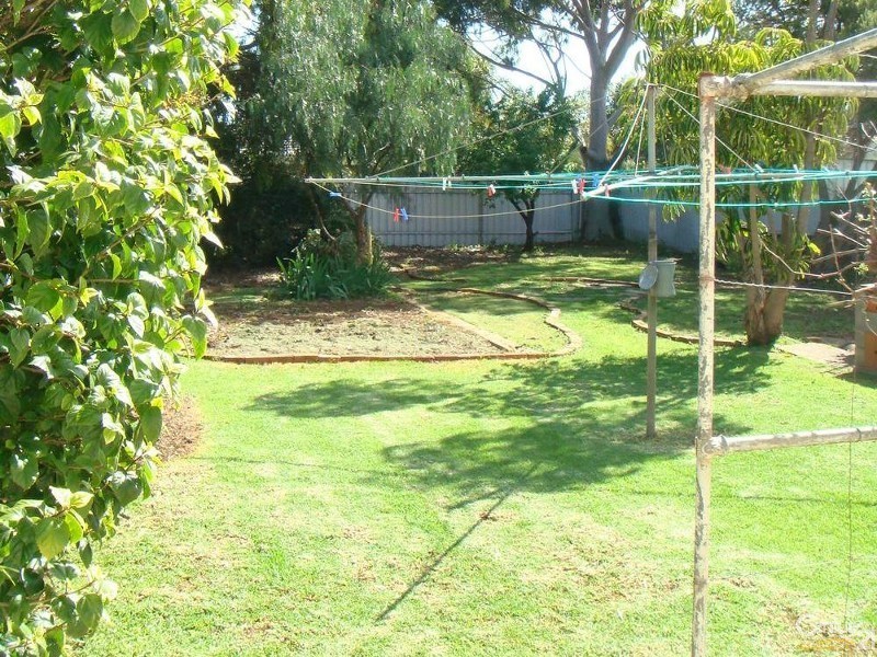 32 Branksome Tce, Dover Gardens SA 5048