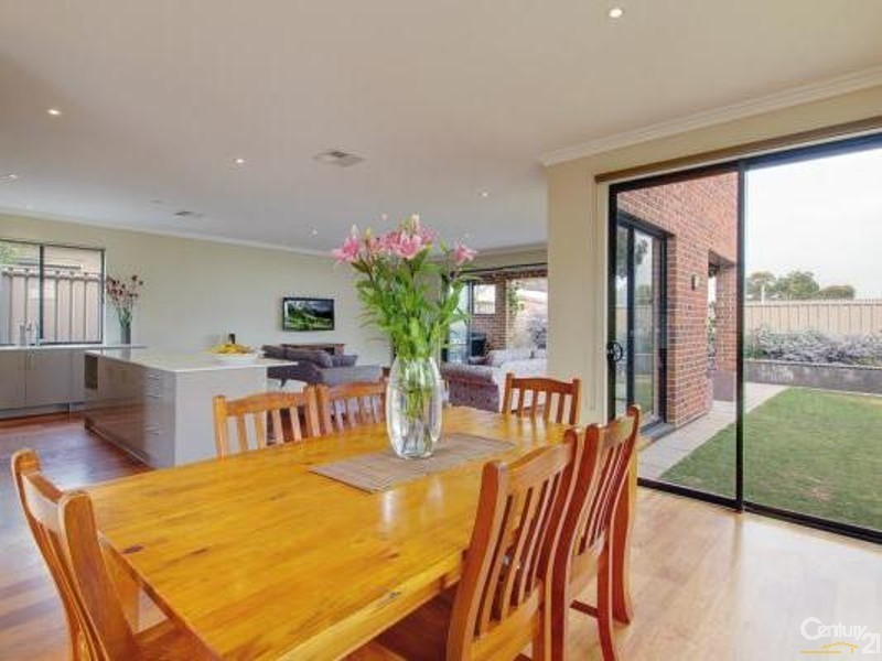 24 Acacia Street, Seacliff SA 5049