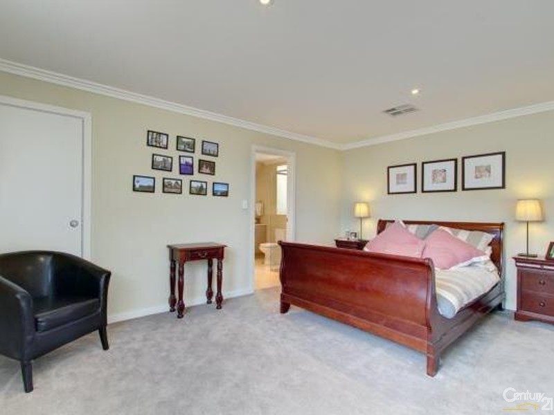 24 Acacia Street, Seacliff SA 5049