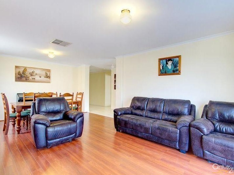 23 Seacombe Road, Sturt SA 5047