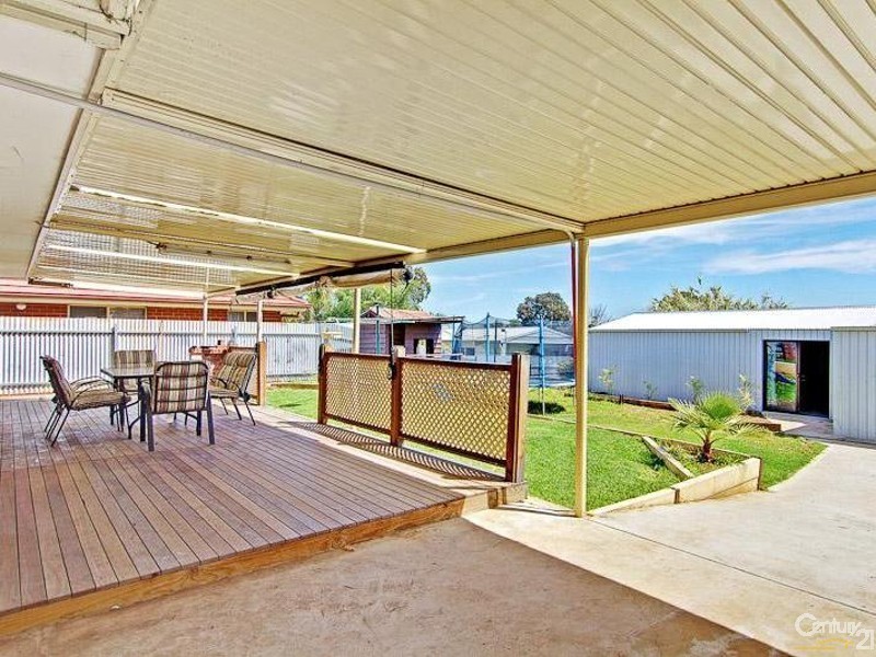 23 Seacombe Road, Sturt SA 5047