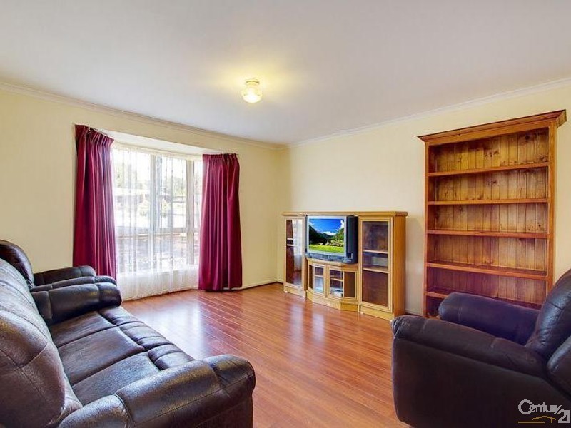 23 Seacombe Road, Sturt SA 5047