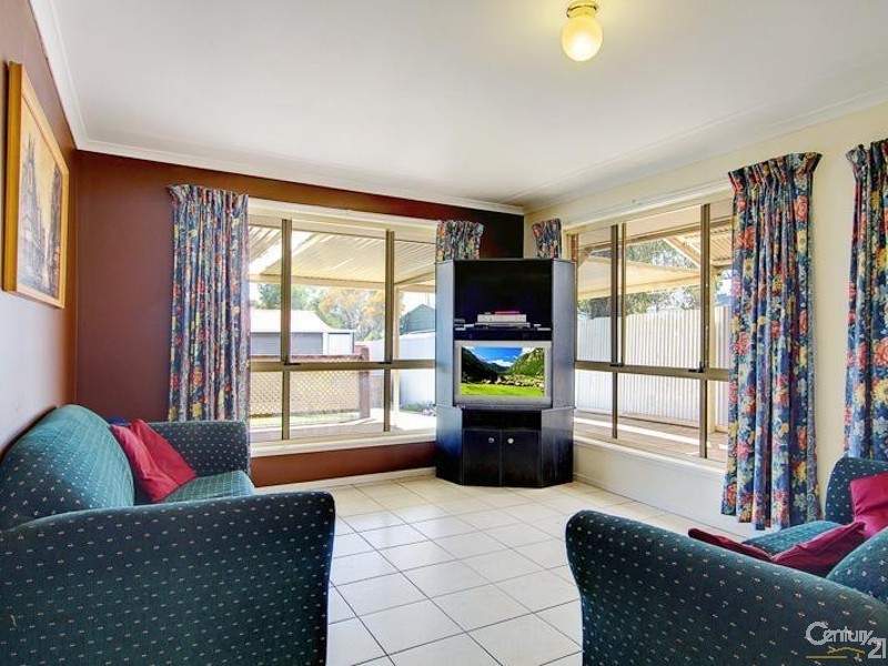 23 Seacombe Road, Sturt SA 5047