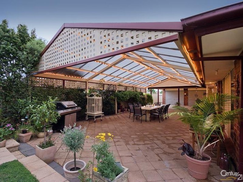 4 Sunset Circuit, Walkley Heights SA 5098
