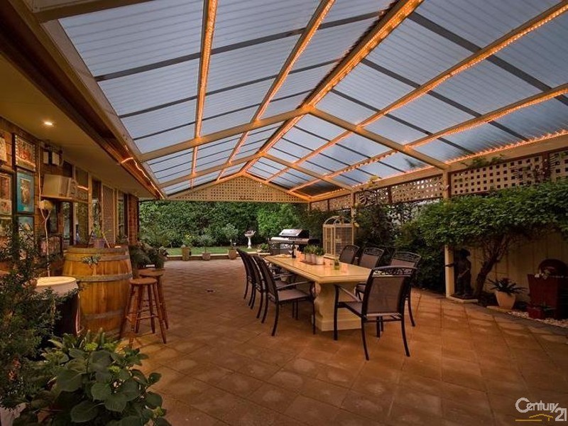 4 Sunset Circuit, Walkley Heights SA 5098