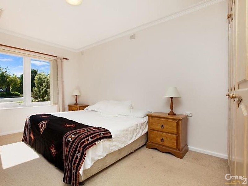 8 Osterley Terrace, Seacliff Park SA 5049