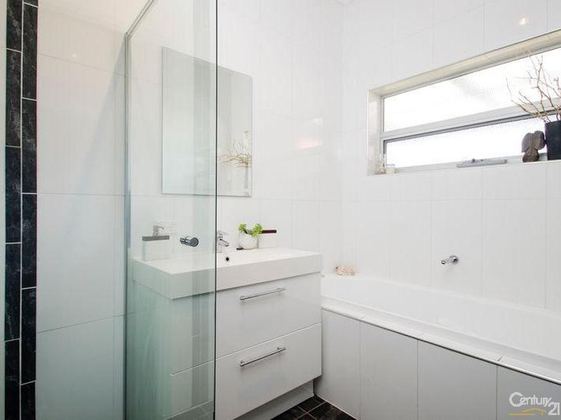 10 Cambridge Terrace, Brighton SA 5048