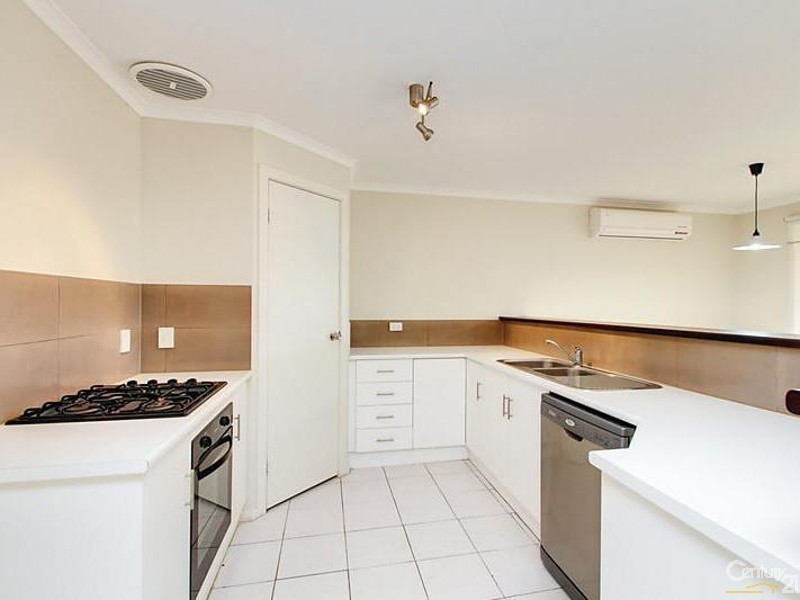 3A Howard St, Dover Gardens SA 5048