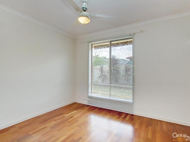 3A Howard St, Dover Gardens SA 5048