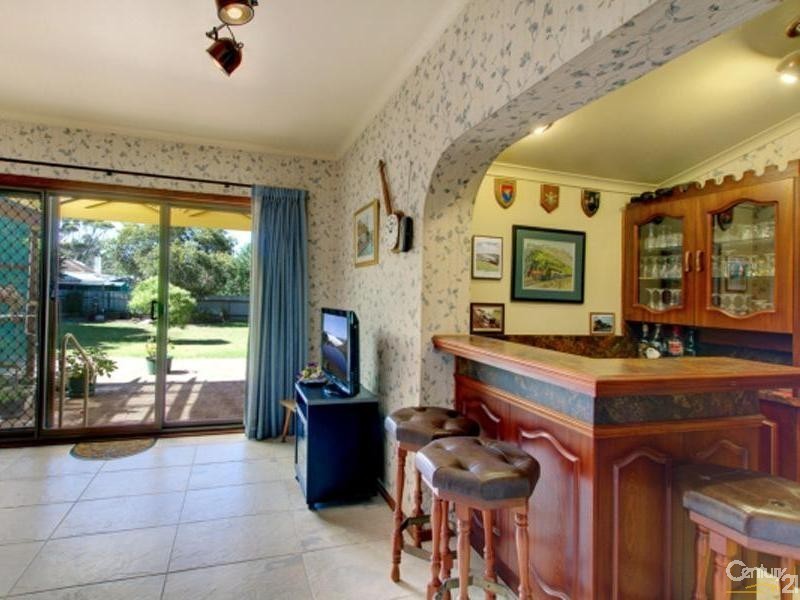 13 Vinall Street, Dover Gardens SA 5048