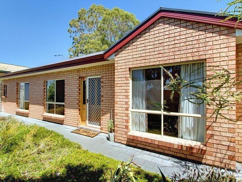 2 Princes Parade, Clovelly Park SA 5042