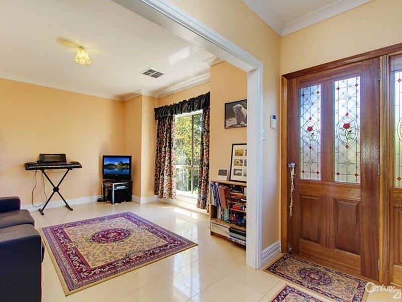 2 Princes Parade, Clovelly Park SA 5042