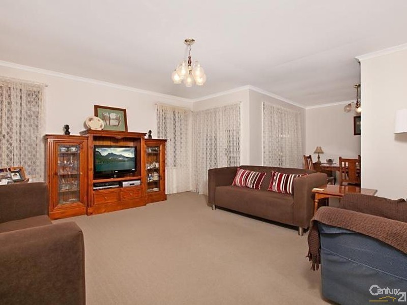 14 Menzies Court, Trott Park SA 5158